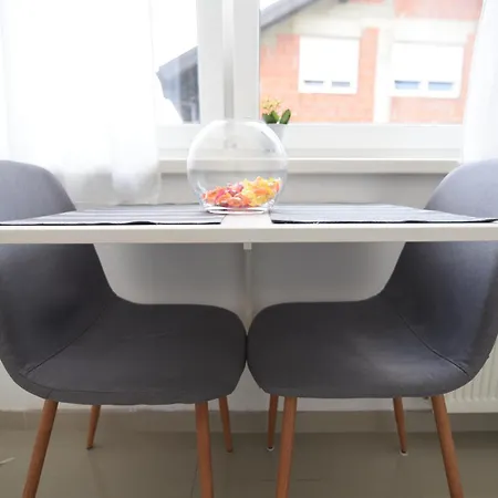 Apartment Gretanola In Zagreb, Parking, Self Check-in